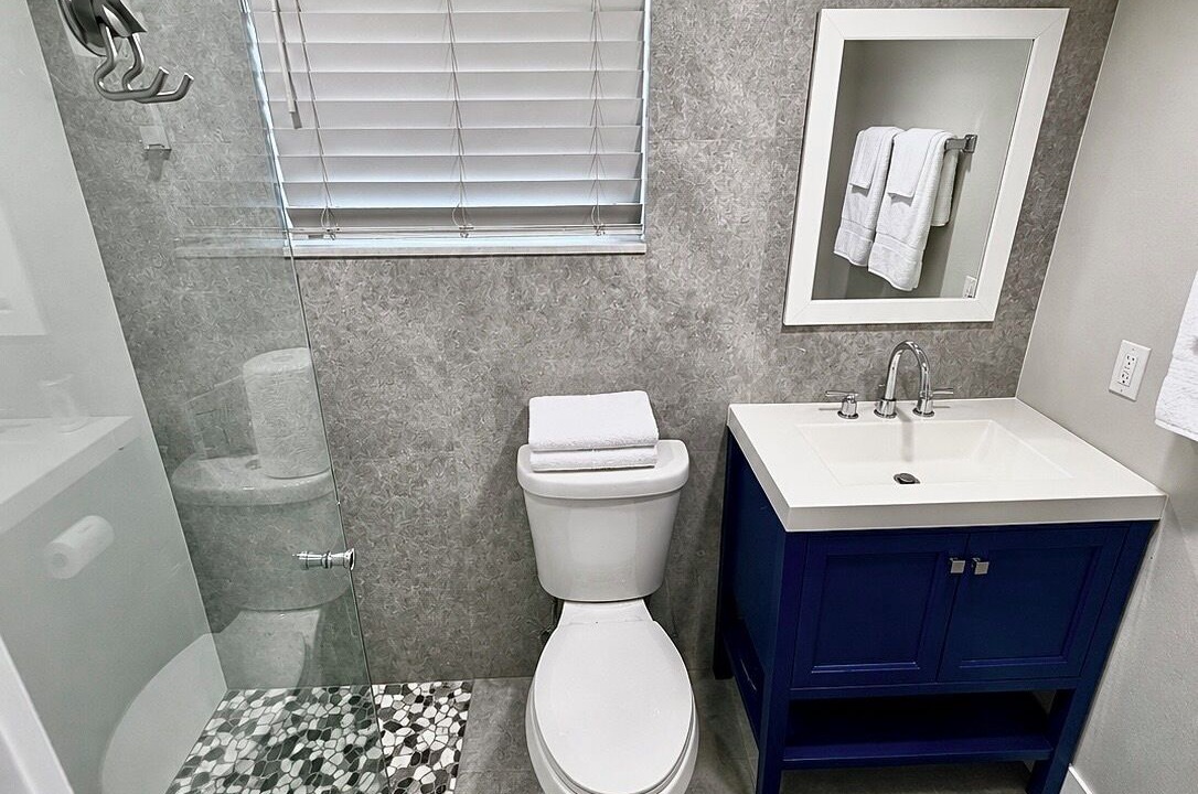 Photo of Bathroom in North Andrews Gardens