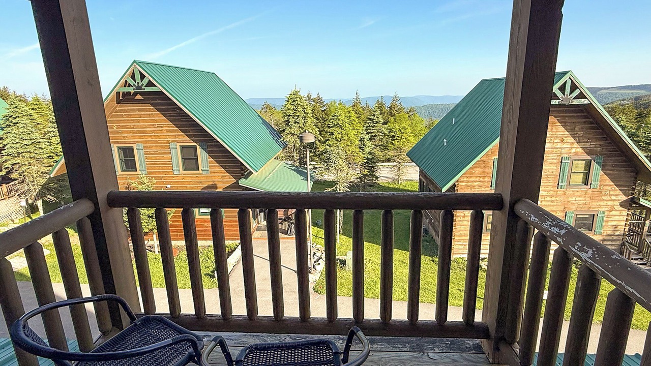 Photo of Outdoor in Snowshoe
