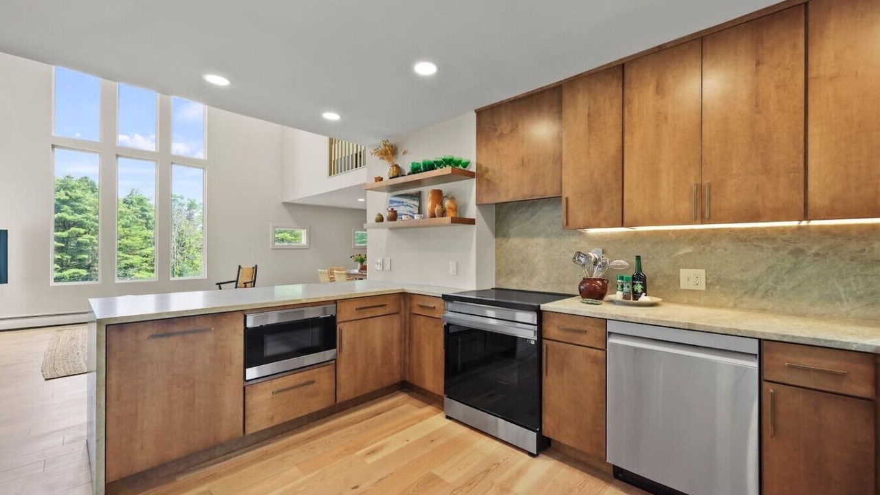 Photo of Kitchen in West Stockbridge