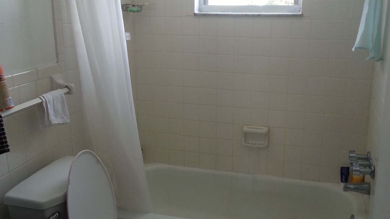 Photo of Bathroom in Royal Poinciana