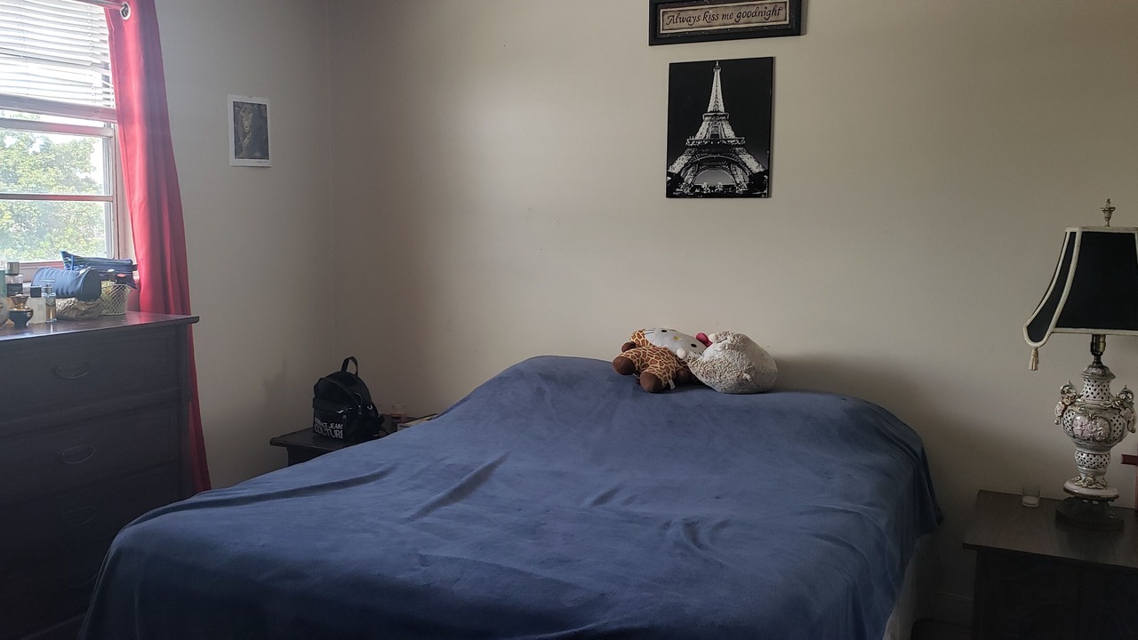 Photo of Bedroom in Royal Poinciana