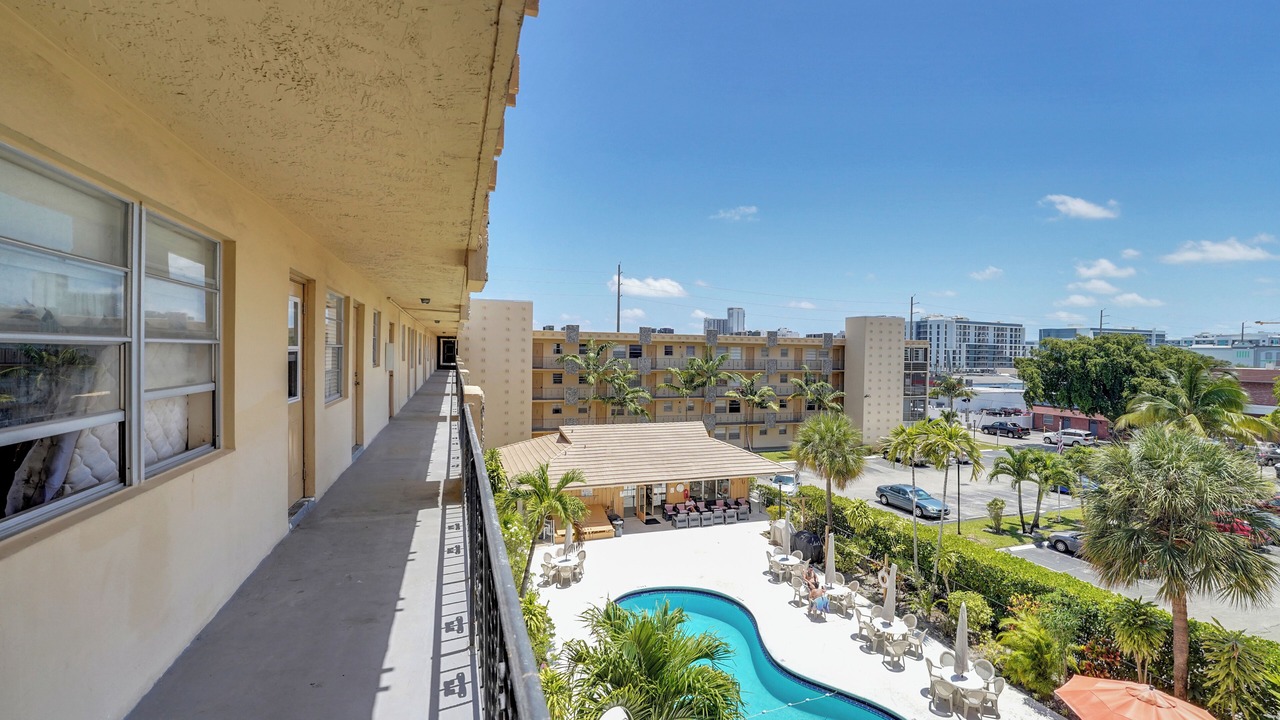 Photo of Outdoor in Royal Poinciana