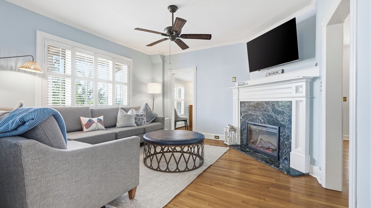 Photo of Livingroom in Ocean Grove
