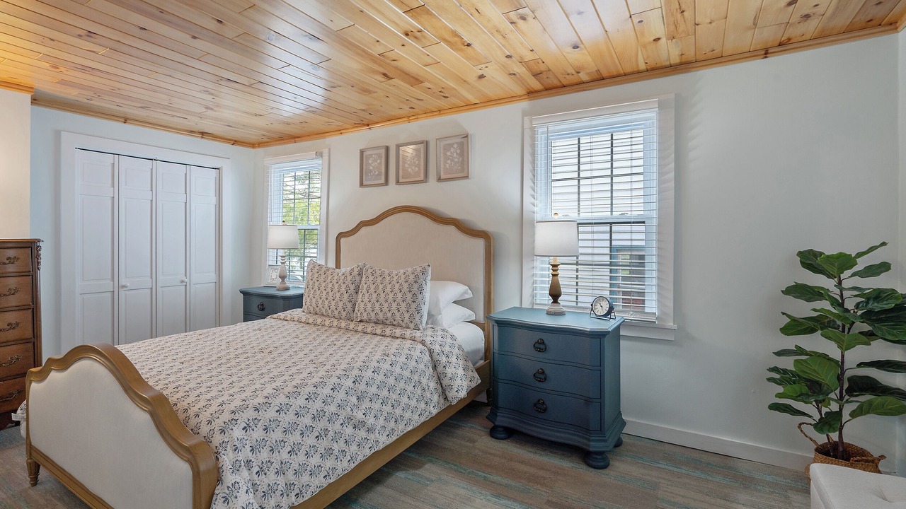 Photo of Bedroom in West Eaton