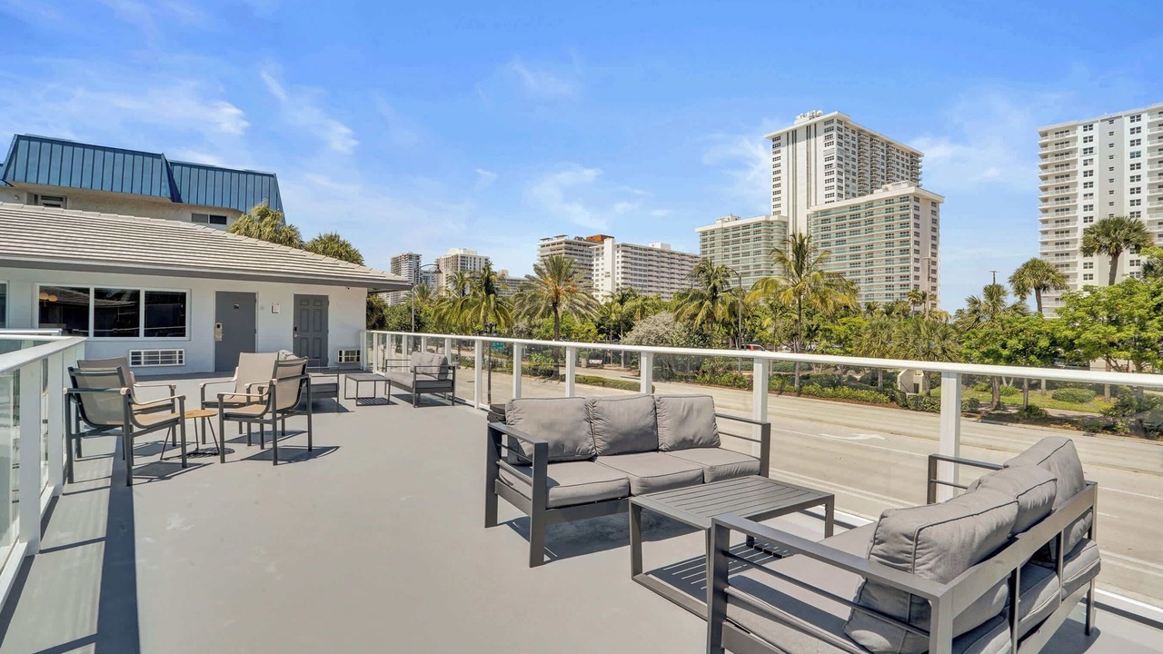Photo of Patio Balcony in Galt Mile