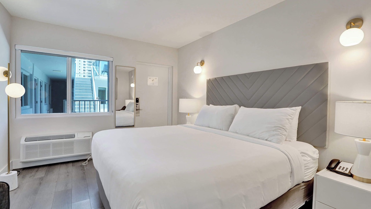 Photo of Bedroom in Galt Mile