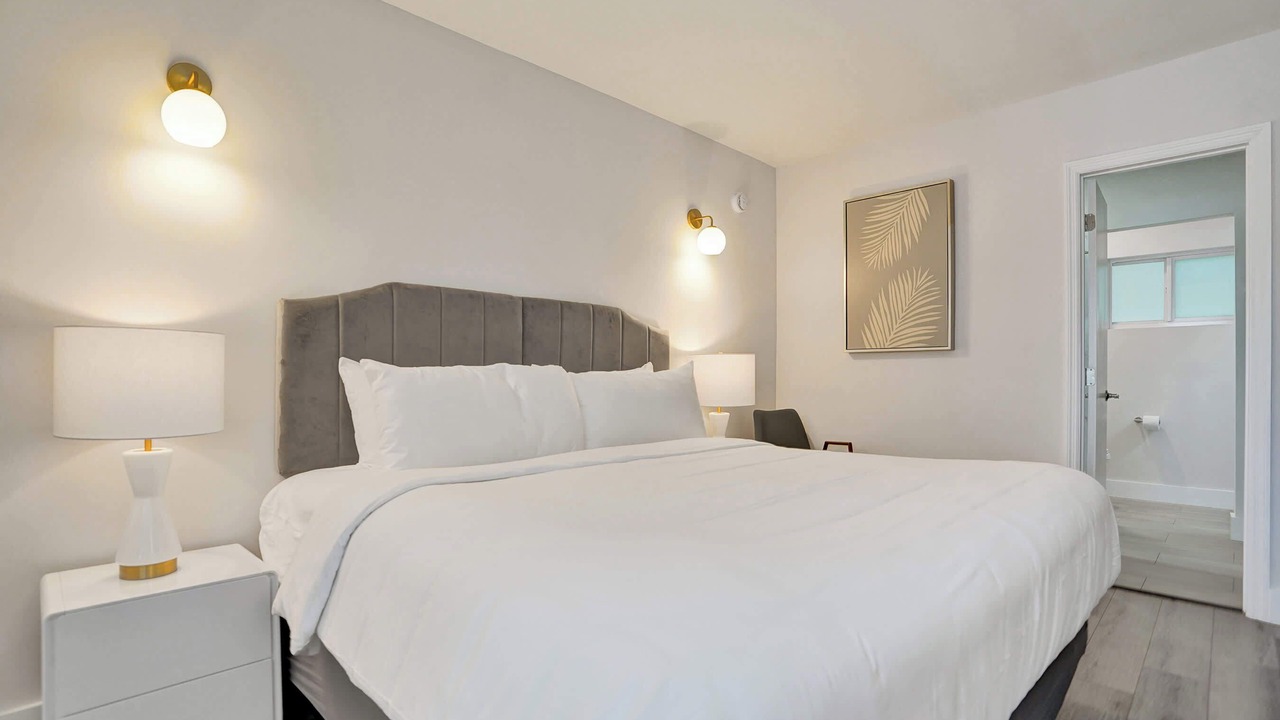Photo of Bedroom in Galt Mile