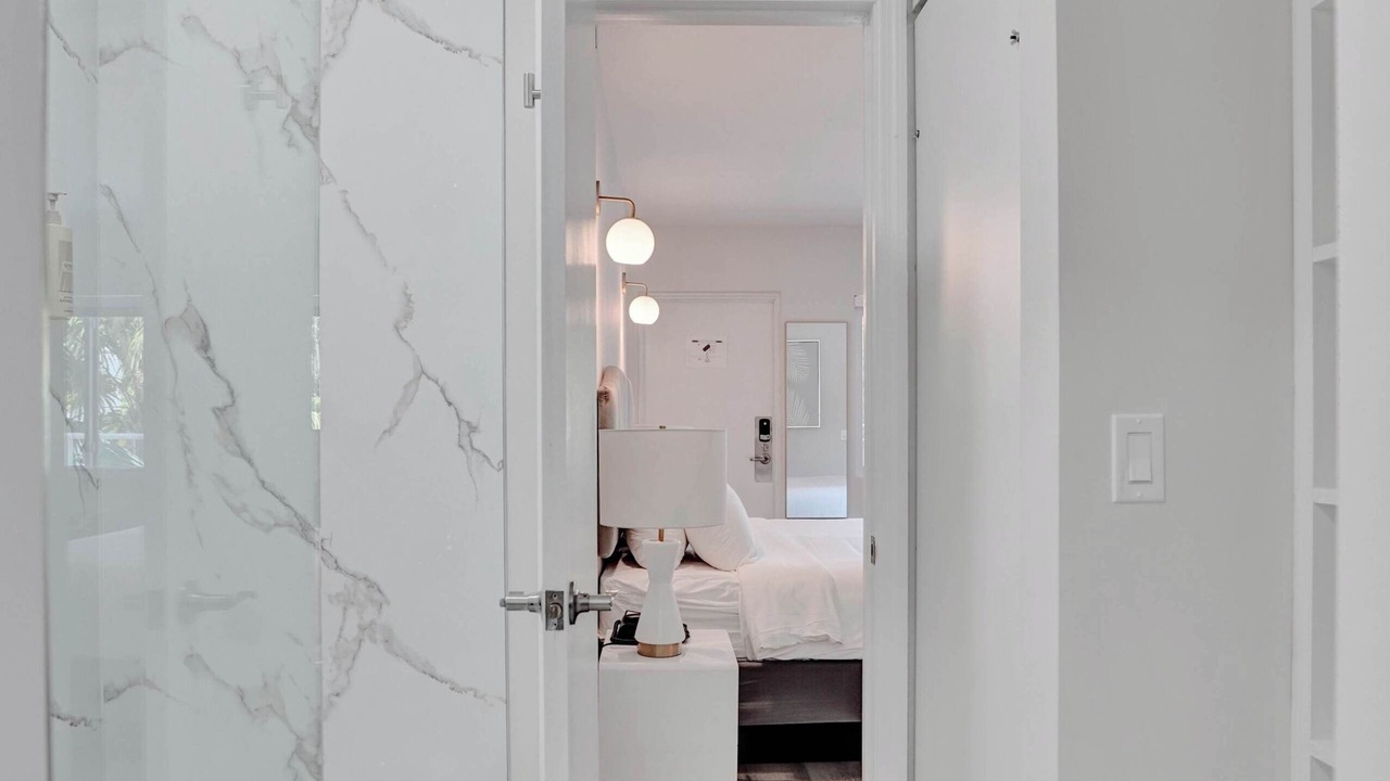 Photo of Bathroom in Galt Mile