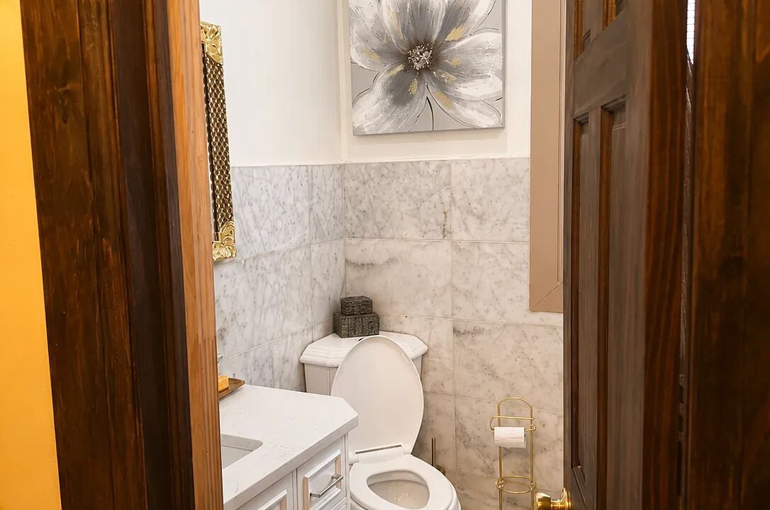 Photo of Bathroom in Tremont