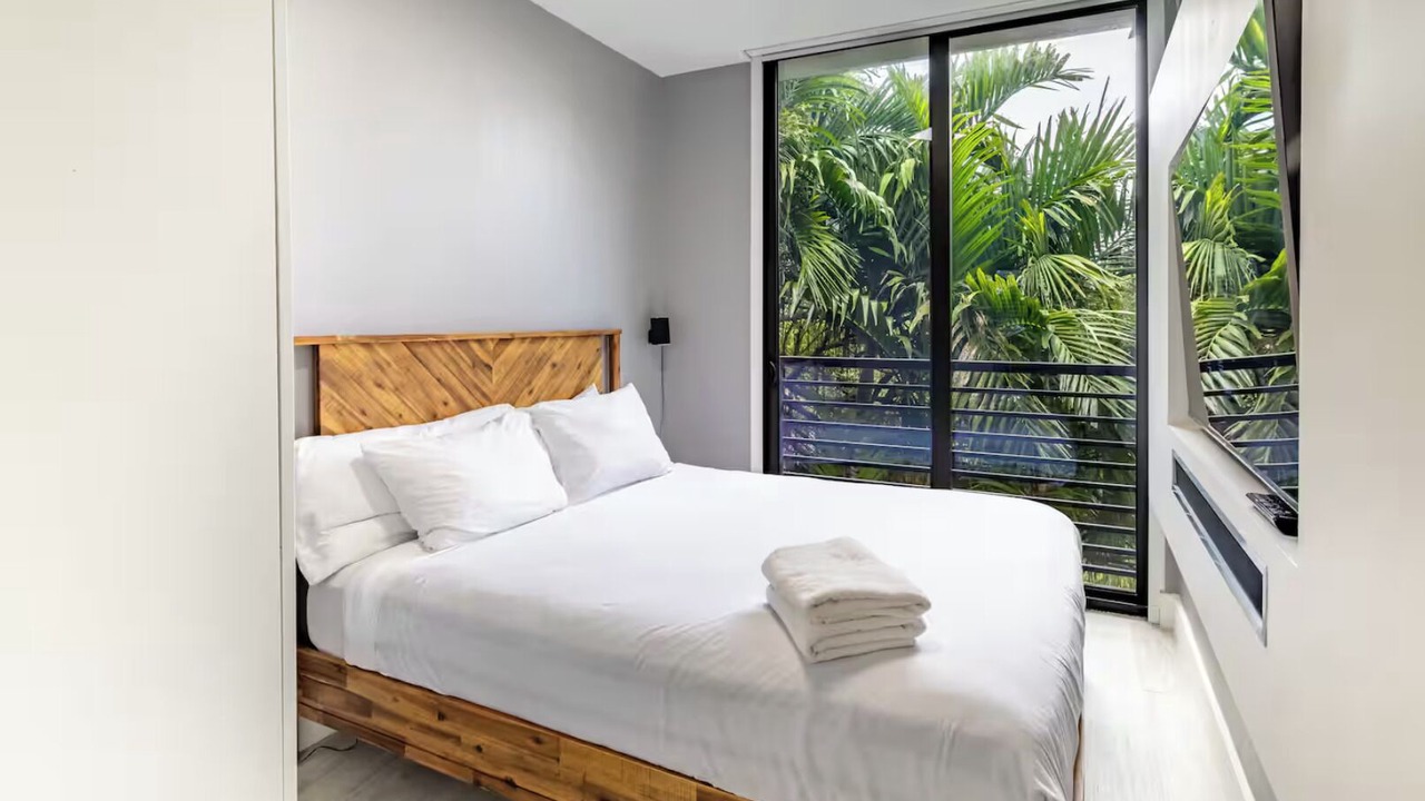 Photo of Bedroom in Bay Harbor Islands