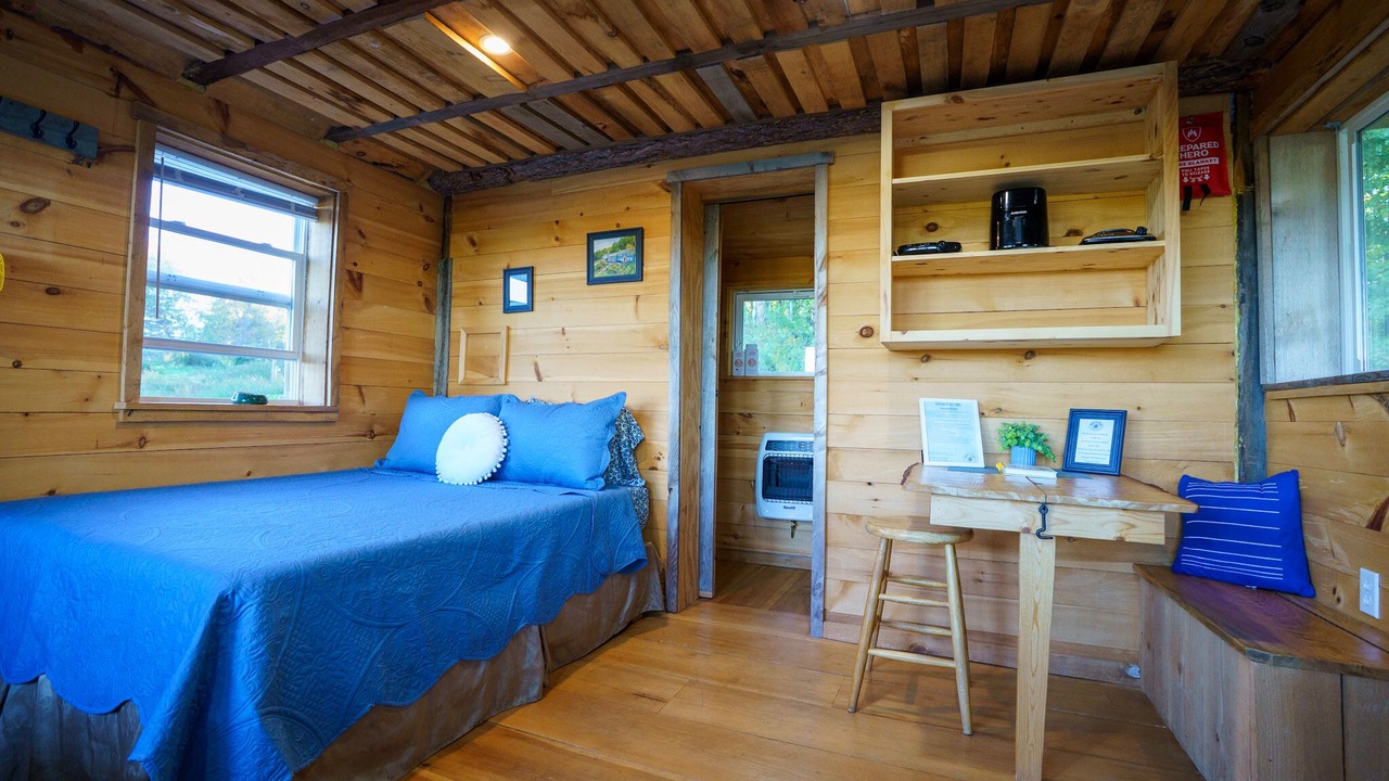 Photo of Bedroom in Franklin Springs