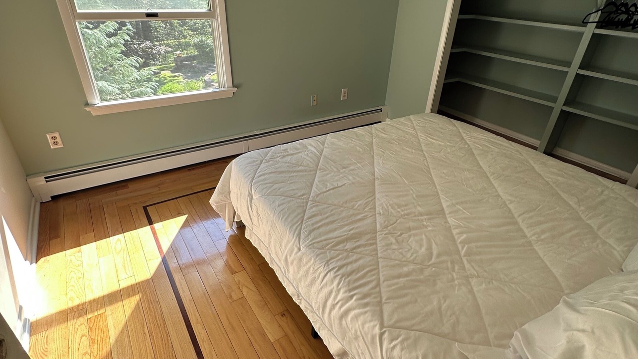 Photo of Bedroom in Hopatcong