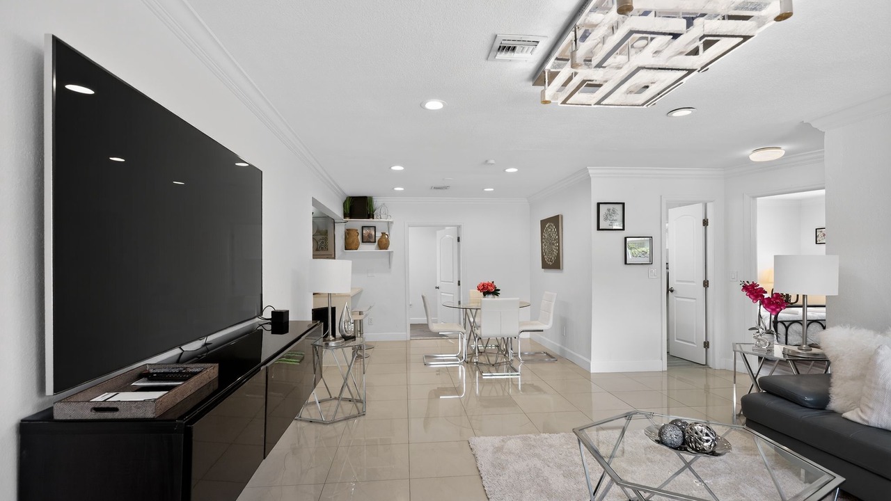 Photo of Livingroom in Pembroke Pines