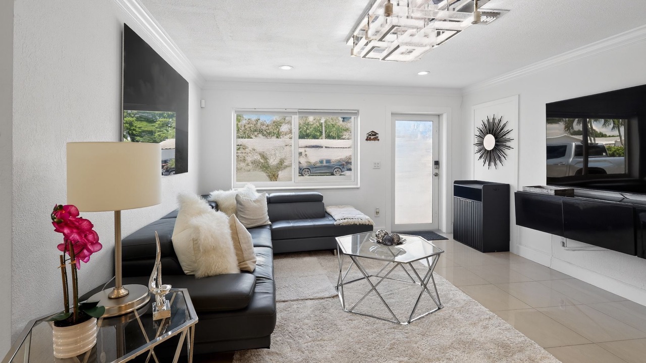 Photo of Livingroom in Pembroke Pines