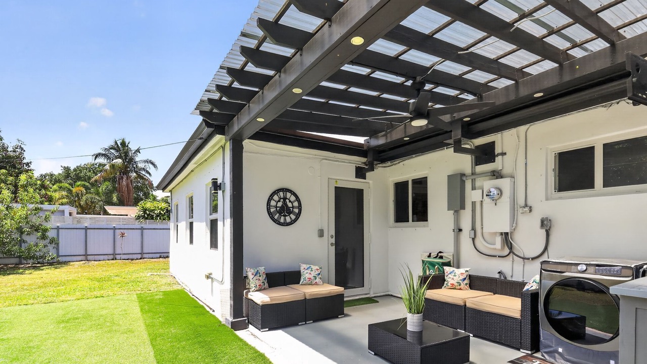 Photo of Patio Balcony in Pembroke Pines