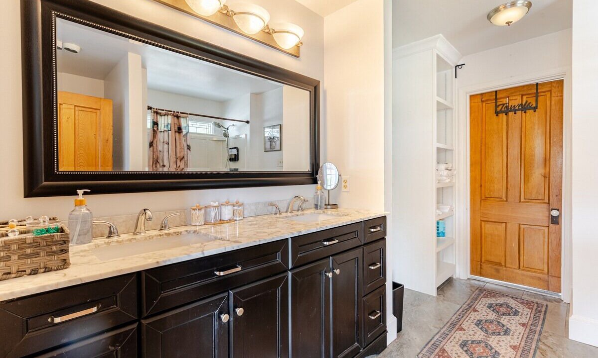 Photo of Bathroom in Occoquan