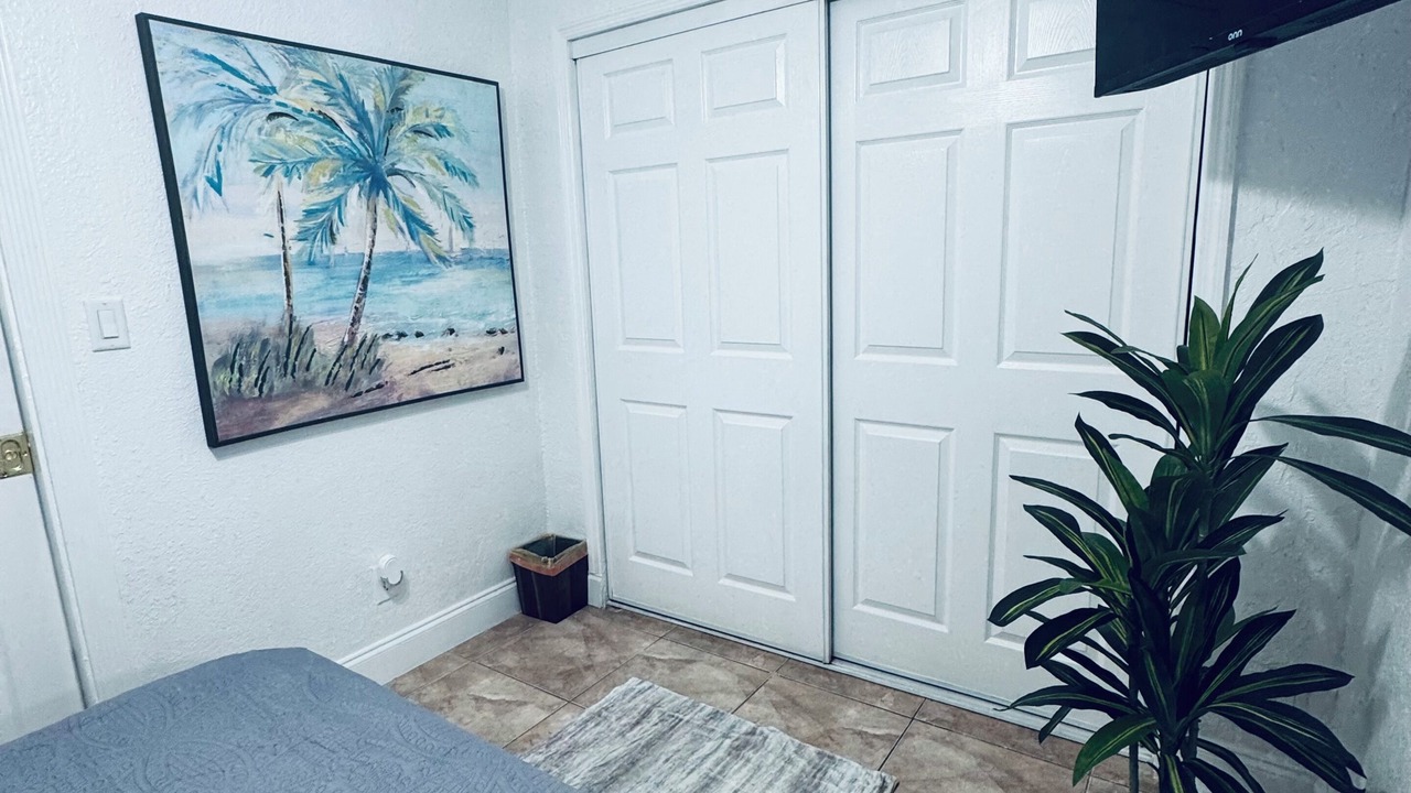 Photo of Bedroom in Hialeah