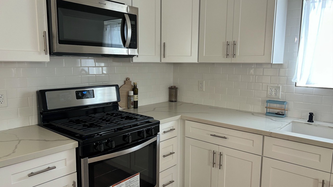 Photo of Kitchen in Miracle Mile