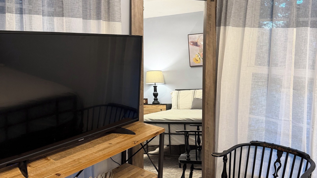 Photo of Livingroom in Conneaut