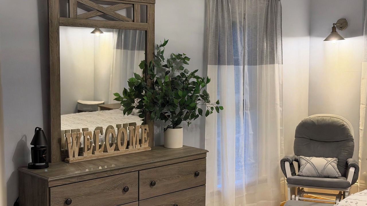Photo of Bedroom in Conneaut