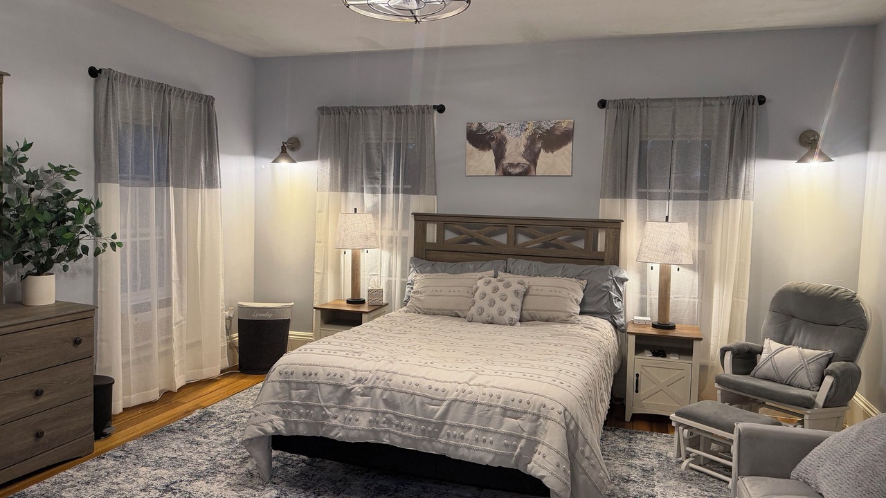 Photo of Bedroom in Conneaut