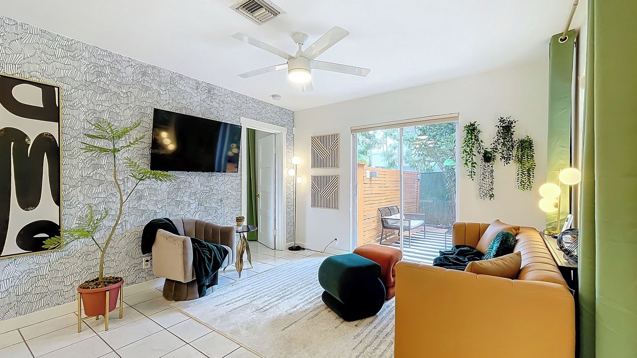 Photo of Livingroom in Coral Brook