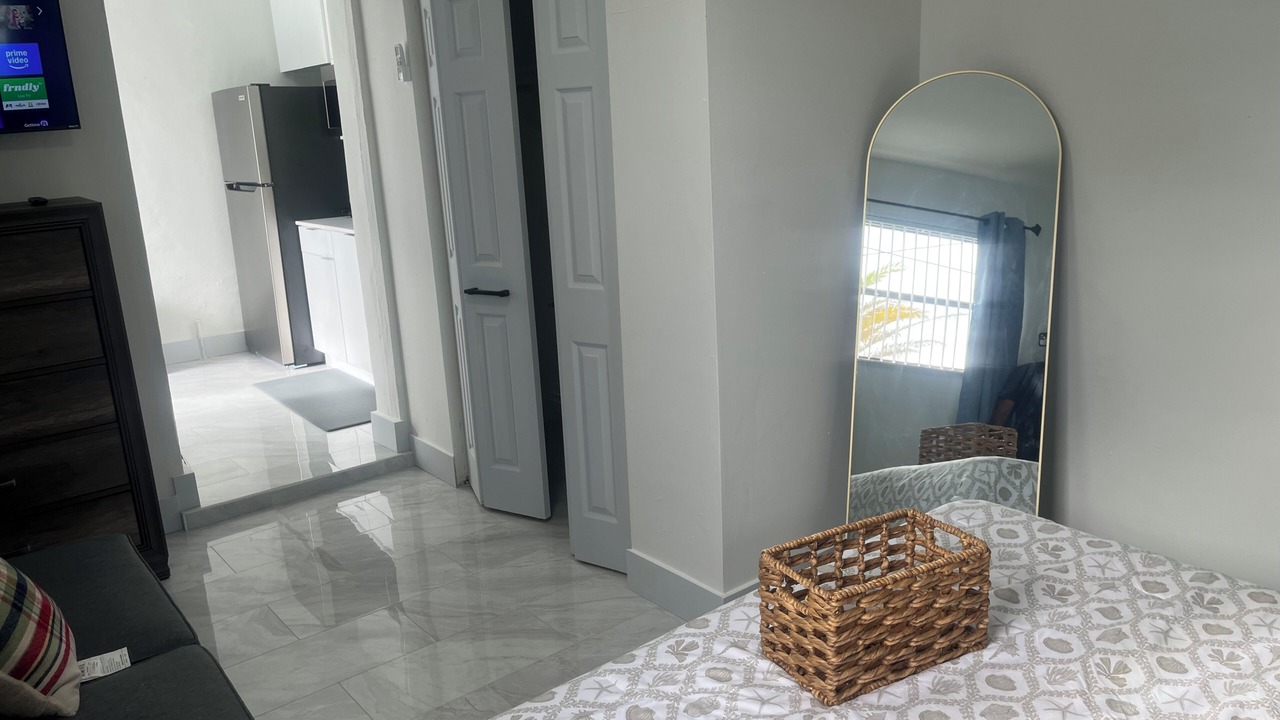 Photo of Bedroom in Miami Gardens