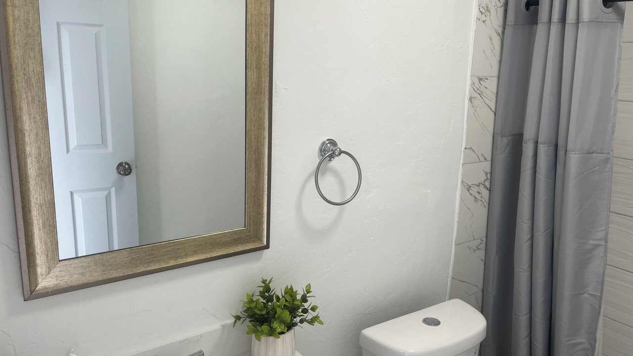 Photo of Bathroom in Miami Gardens