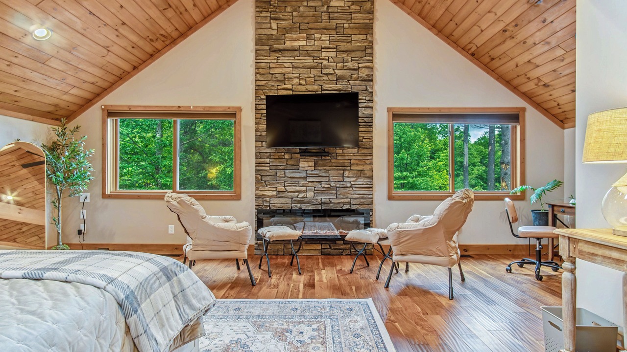 Photo of Bedroom in Wellesley Island
