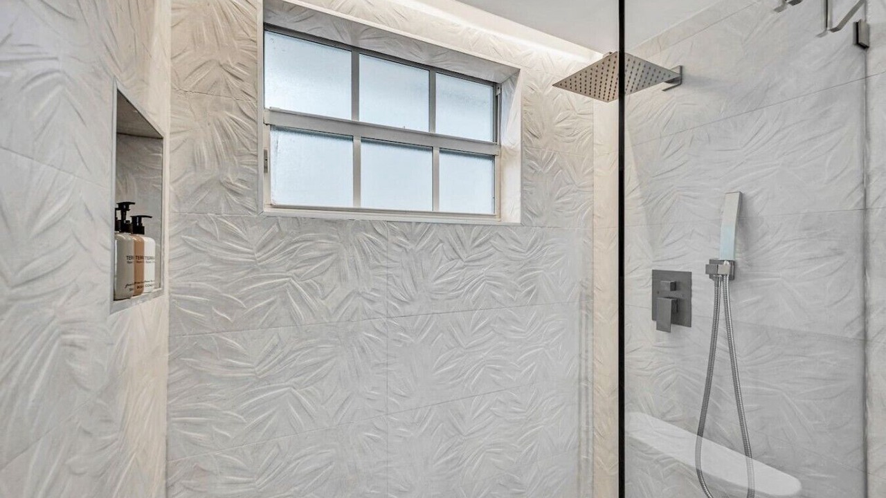 Photo of Bathroom in Plantation