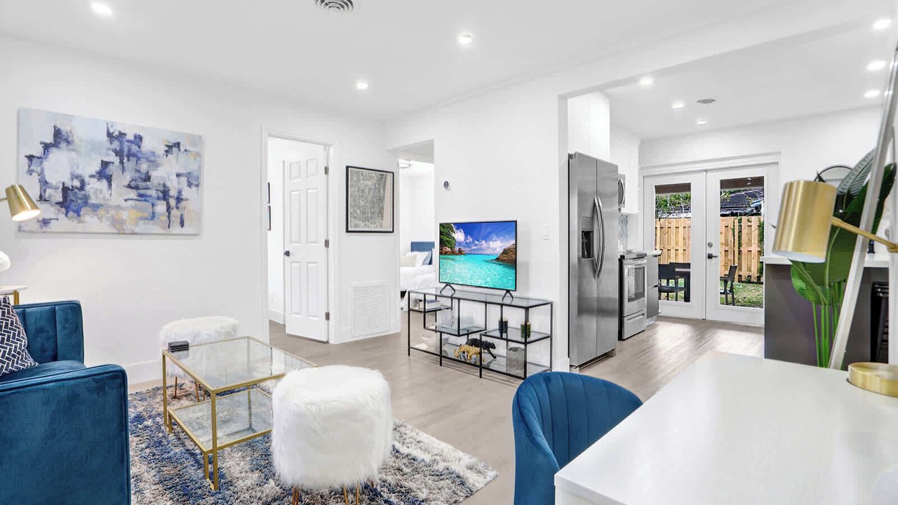 Photo of Livingroom in North Andrews Gardens