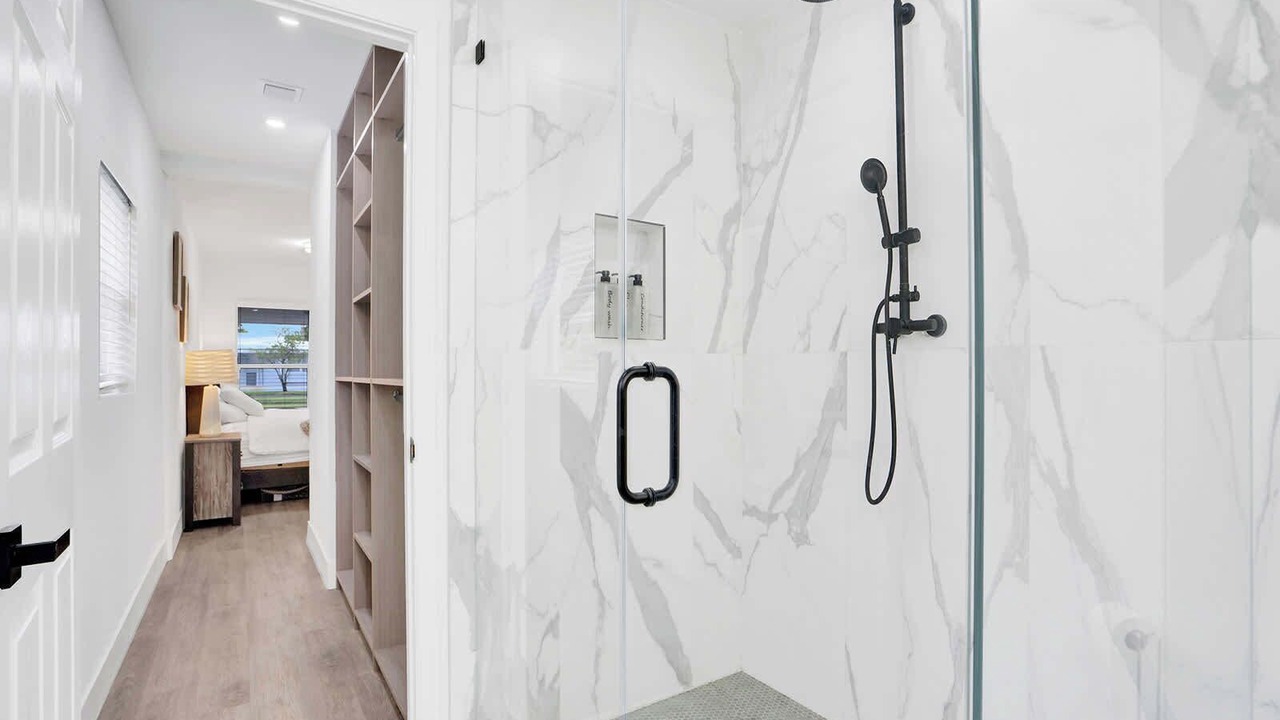 Photo of Bathroom in North Andrews Gardens