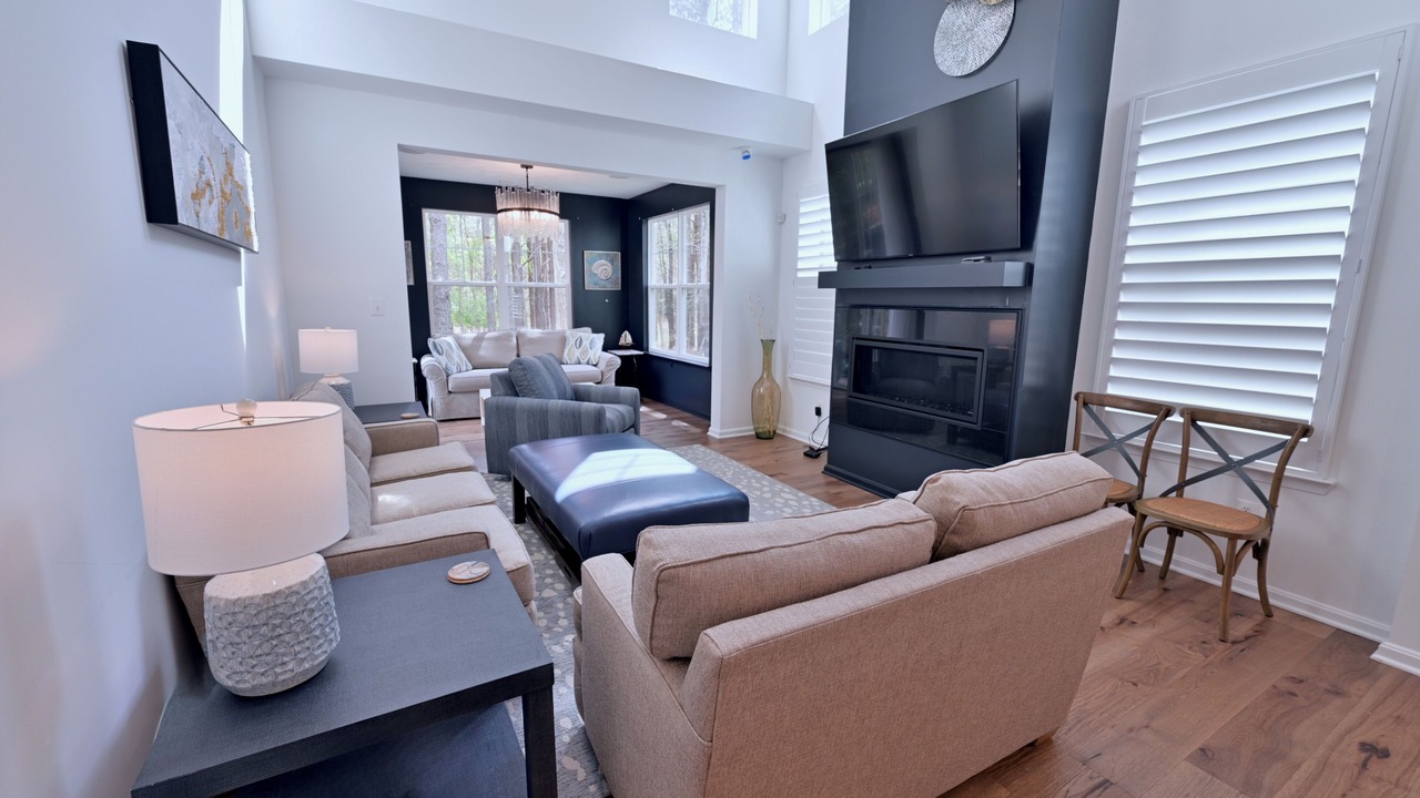 Photo of Livingroom in Bayside