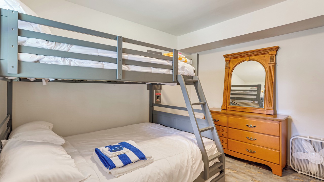Photo of Bedroom in Bayville