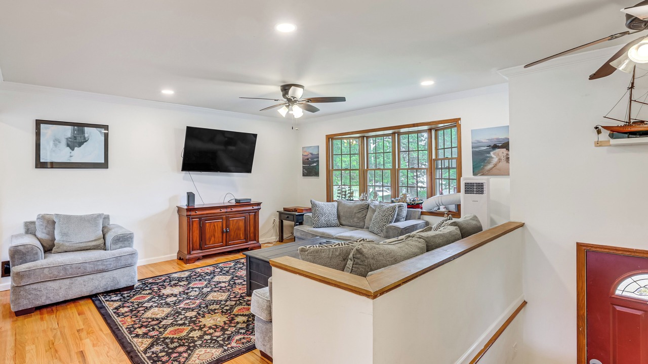 Photo of Bedroom in Bayville