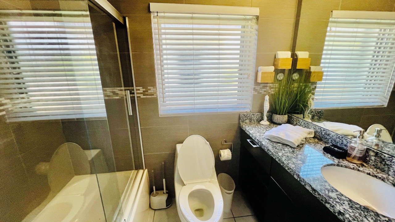 Photo of Bathroom in Lauderdale Beach