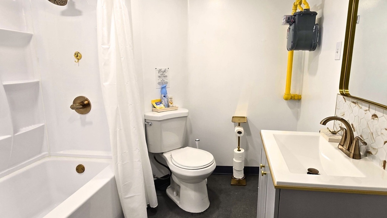 Photo of Bathroom in Struthers