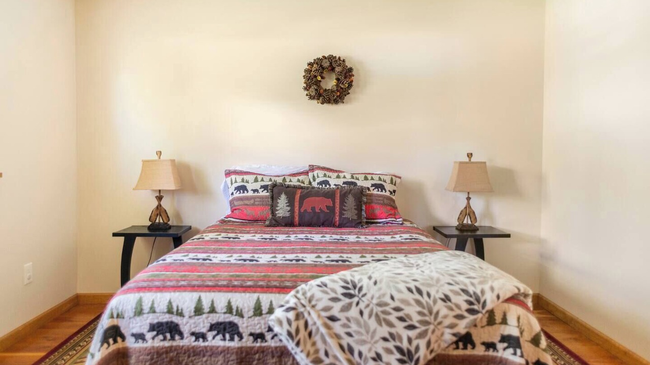 Photo of Bedroom in Broadalbin