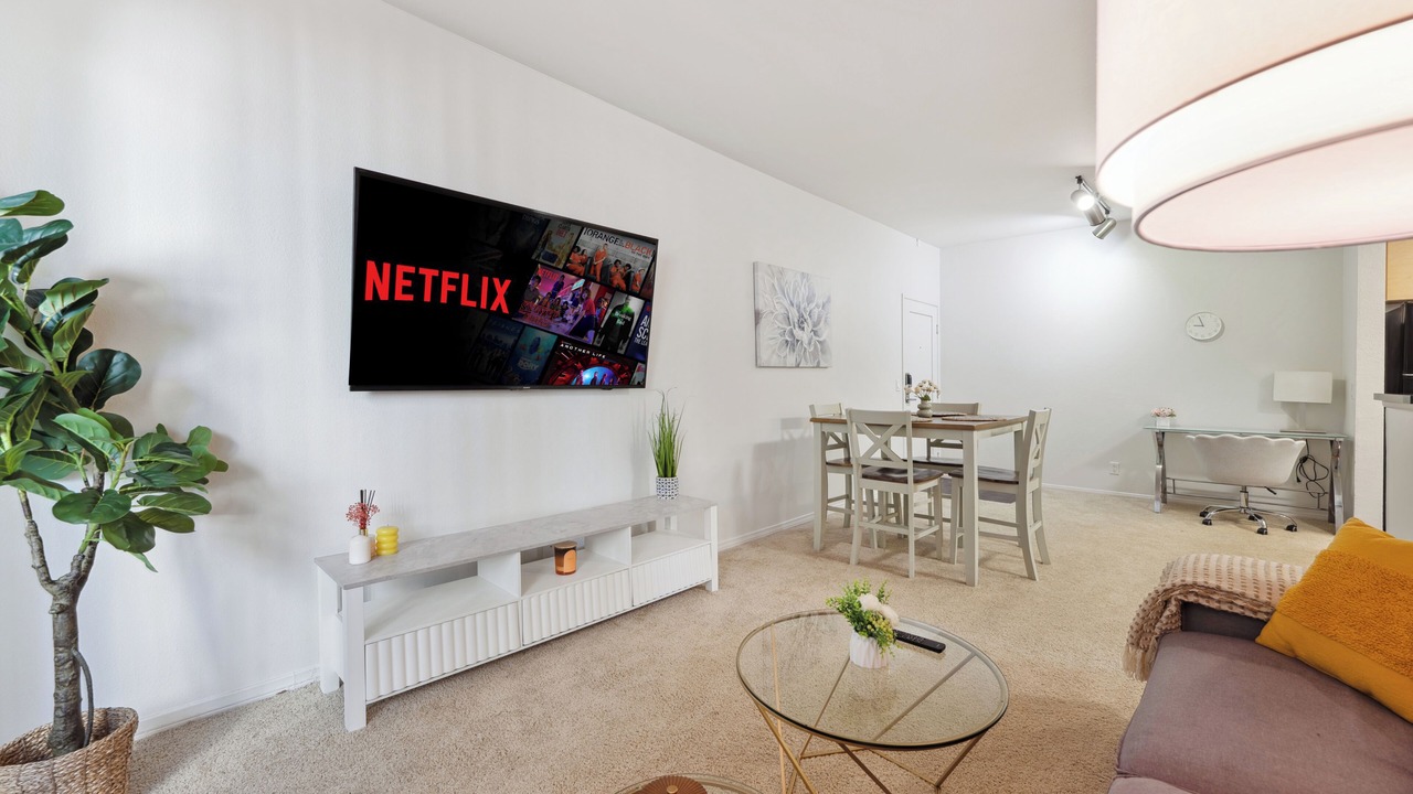 Photo of Livingroom in Del Rey