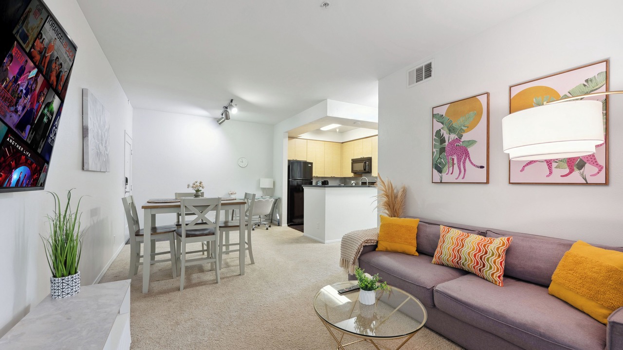 Photo of Livingroom in Del Rey