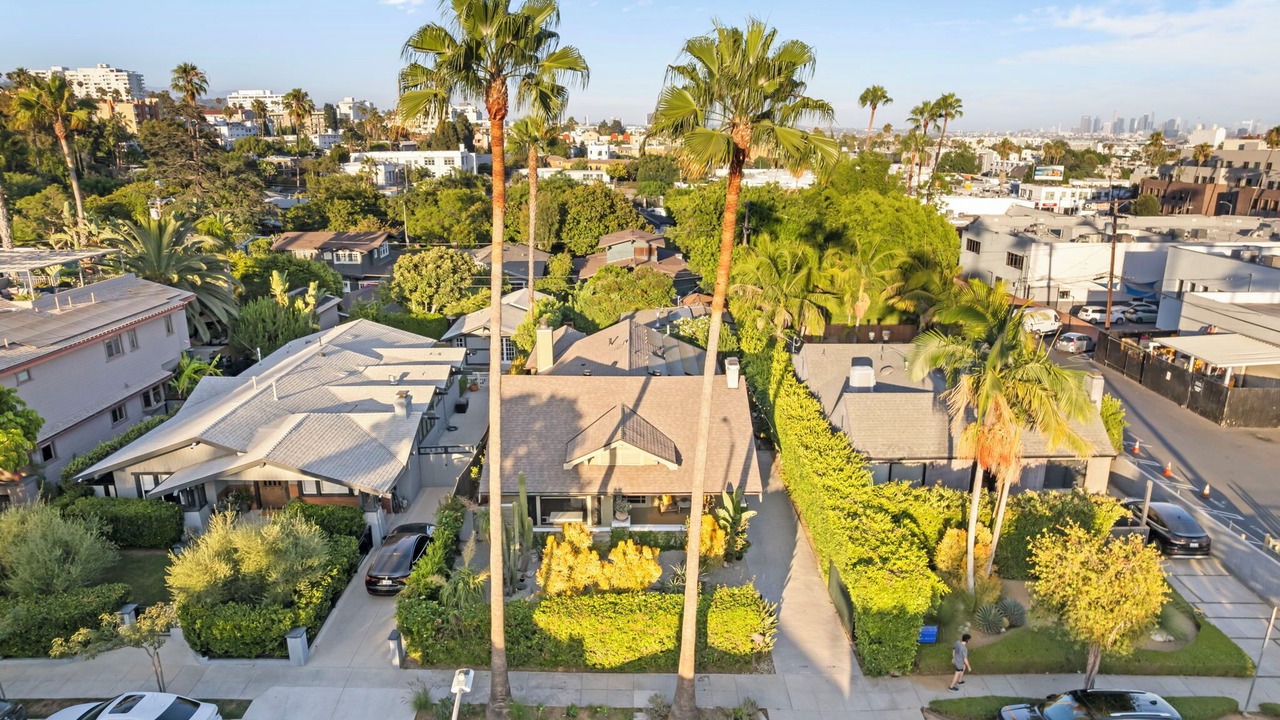 Photo of Outdoor in Hollywood