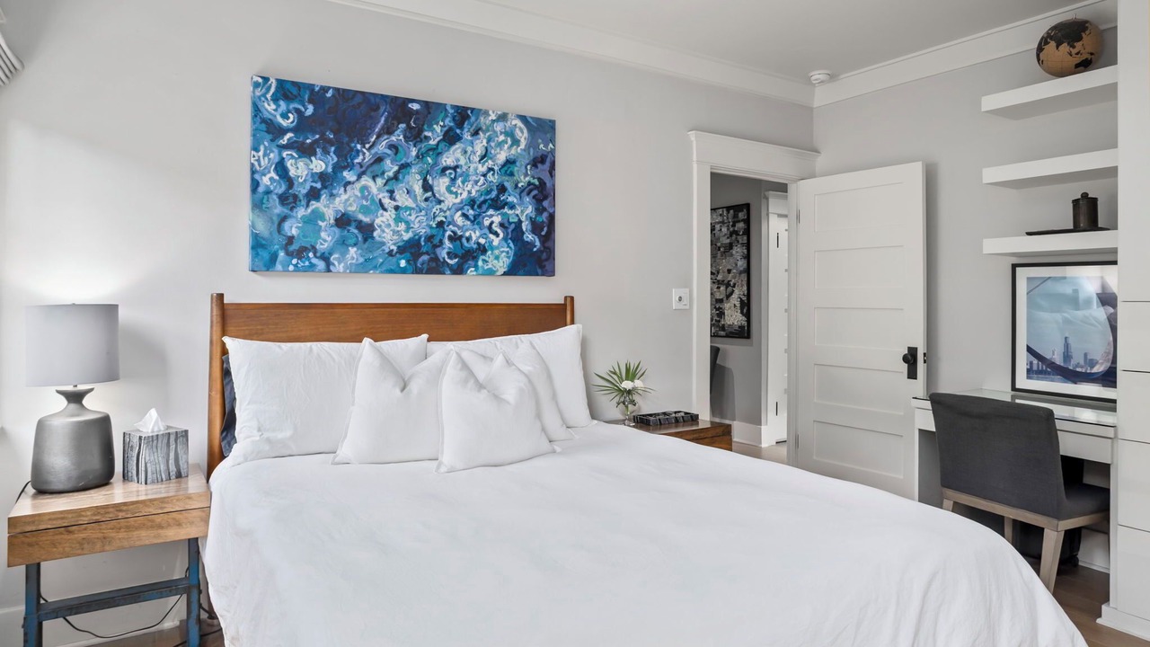 Photo of Bedroom in Hollywood