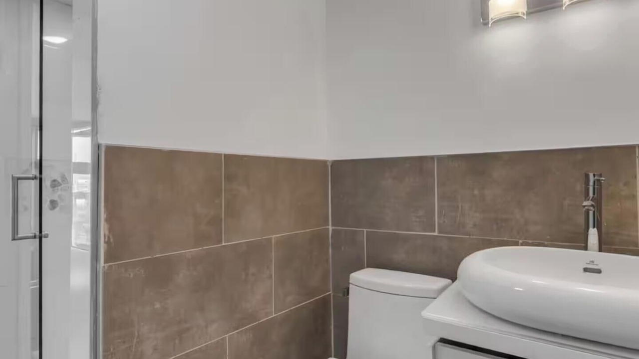 Photo of Bathroom in Weehawken