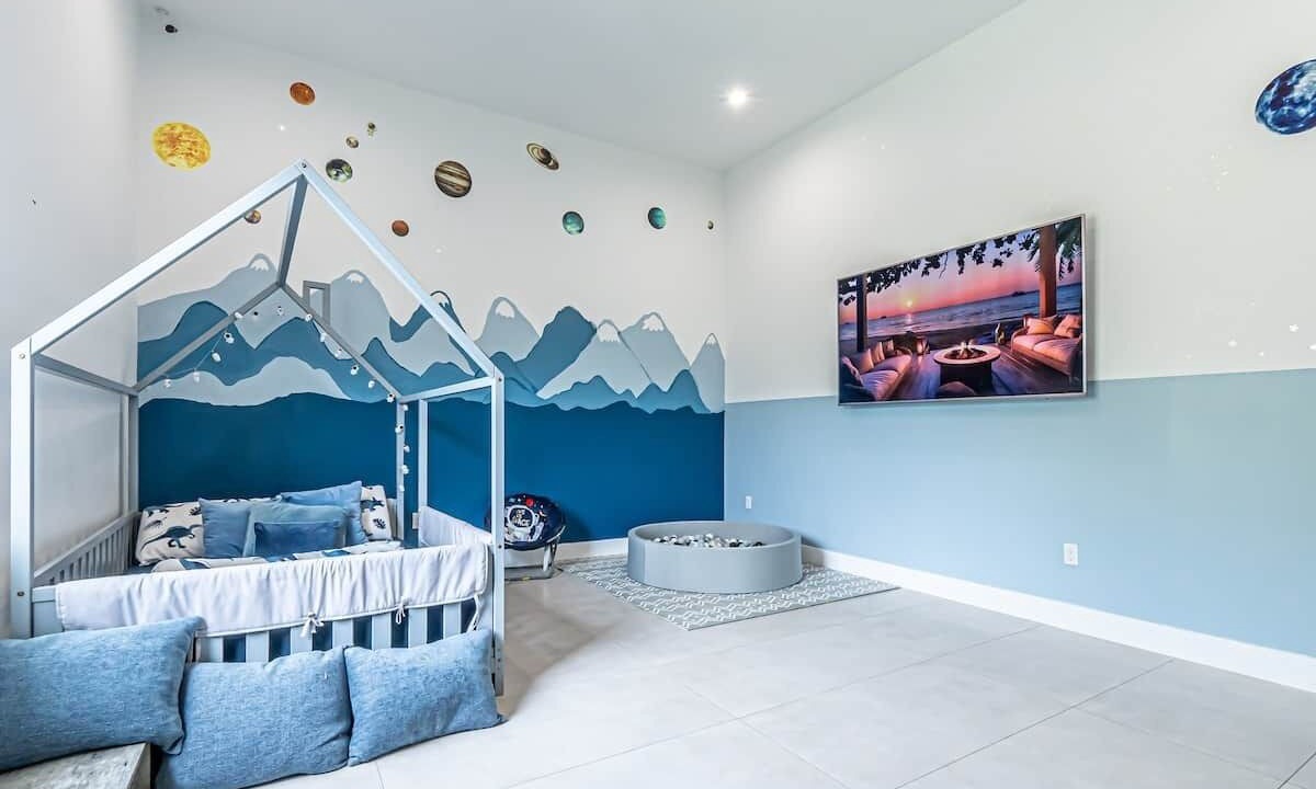 Photo of Bedroom in Southwest Ranches