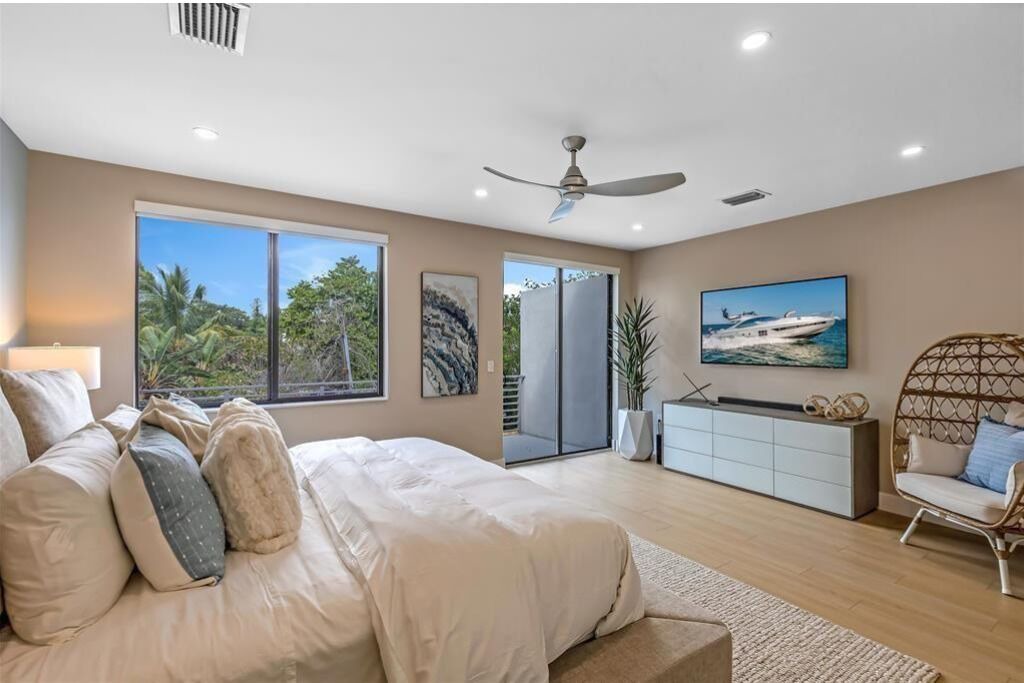 Photo of Bedroom in Tarpon River