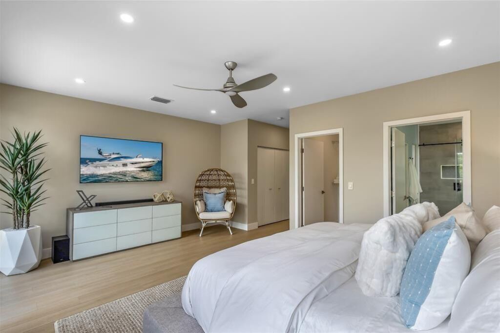 Photo of Bedroom in Tarpon River