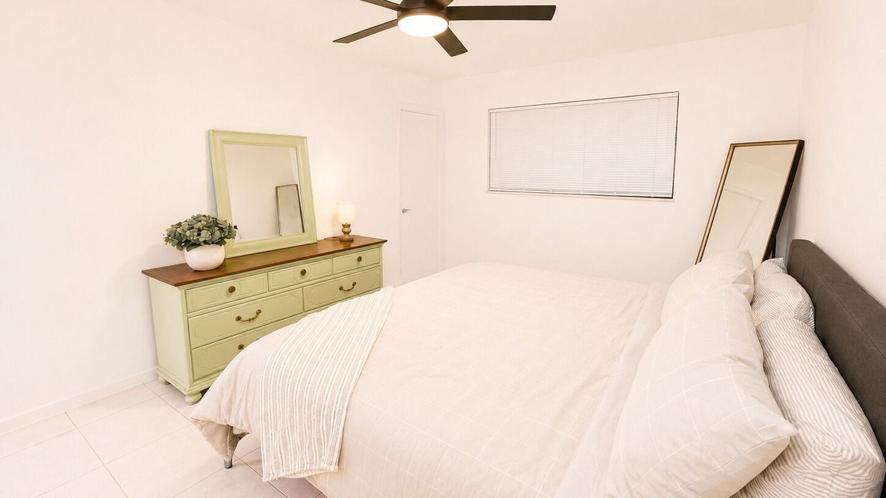 Photo of Bedroom in Highland Garden