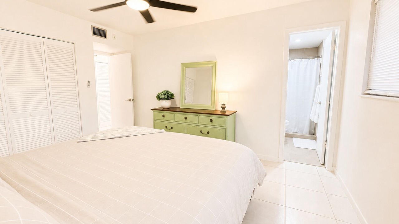 Photo of Bedroom in Highland Garden