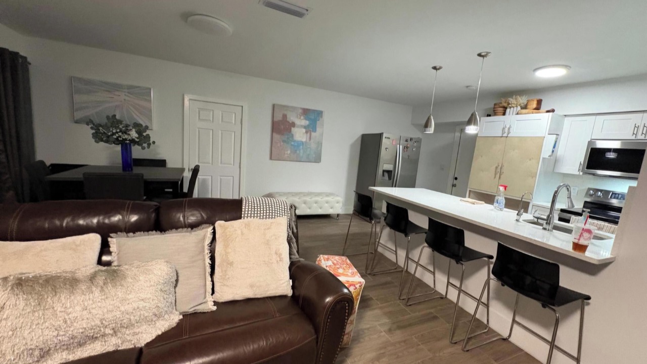 Photo of Livingroom in Miami Gardens