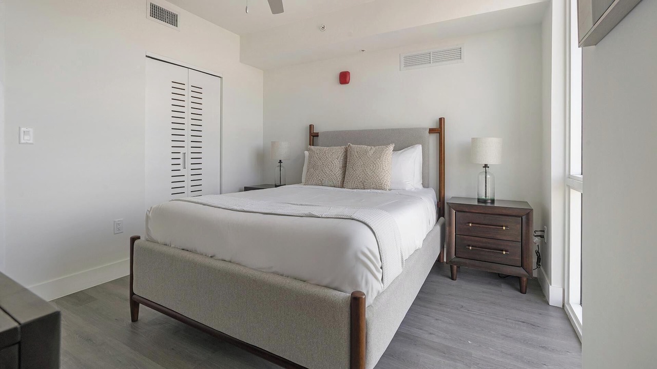 Photo of Bedroom in Hialeah